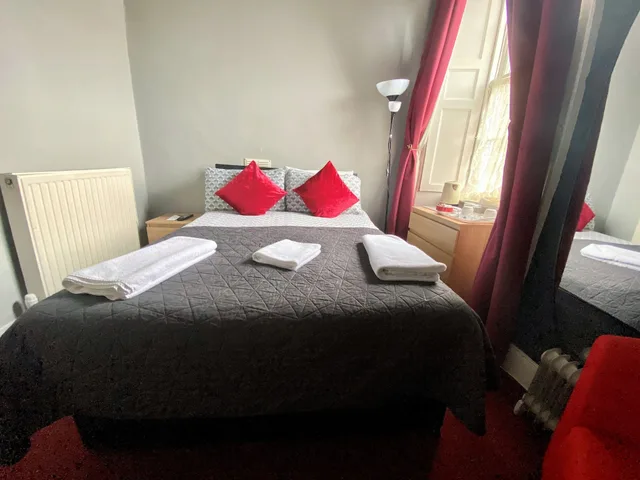 غرفة قياسية بسرير مزدوج، 16 PILRIG GUEST HOUSE 8/10