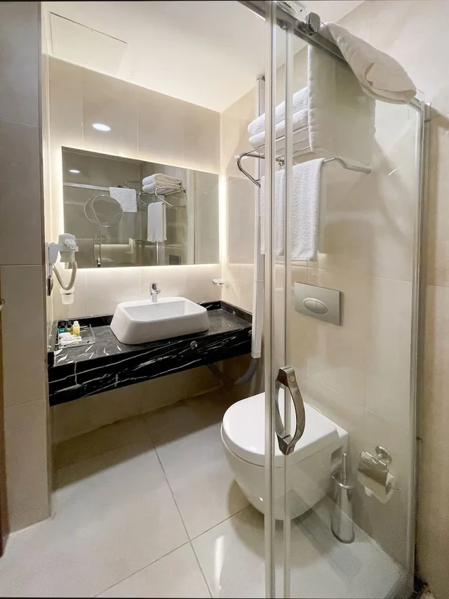 غرفة عائلية بسريرين كوين، Atro Hotel 6/8