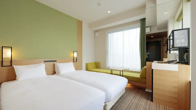 غرفة ركنية بسريرين منفصلين، Candeo Hotels Osaka Kishibe 2/3