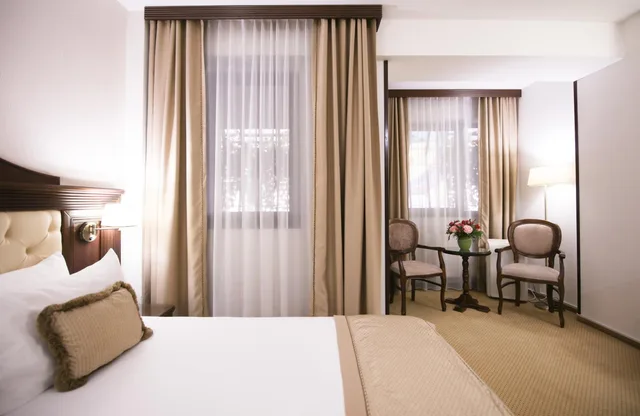 غرفة قياسية بسرير مزدوج بشرفة بإطلالة، Hotel Carmen 2/6