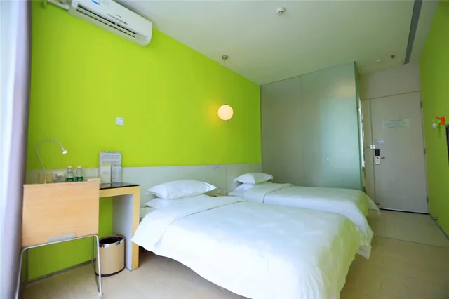 غرفة ديلوكس بسريرين منفصلين، Colour Inn Shenzhen Dongmen Branch 3/7