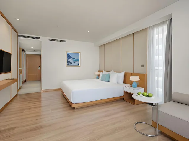 Spa, Premier, Suite, King Bed, Ocean Front, Balcony، TMS Hotel Da Nang Beach 1/1