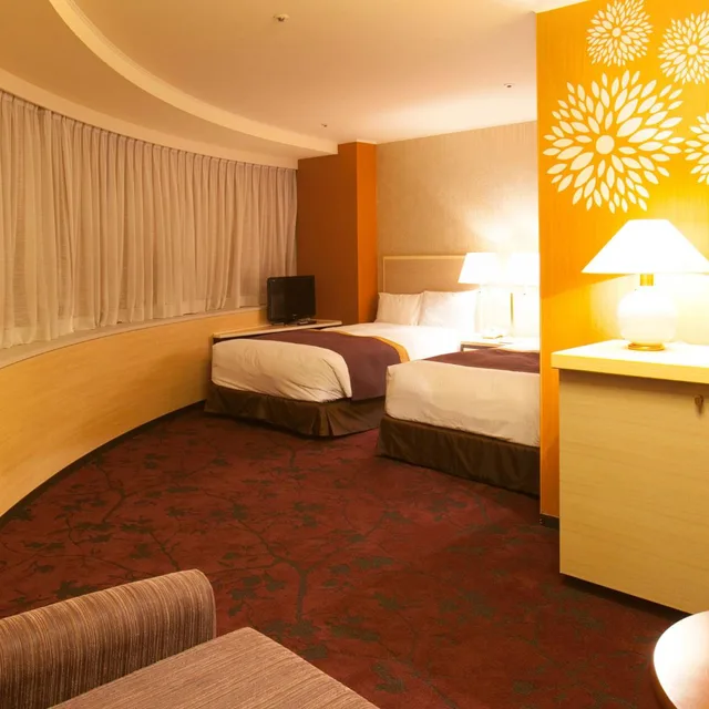 غرفة ديلوكس بسريرين منفصلين، Chofu Creston Hotel 1/2