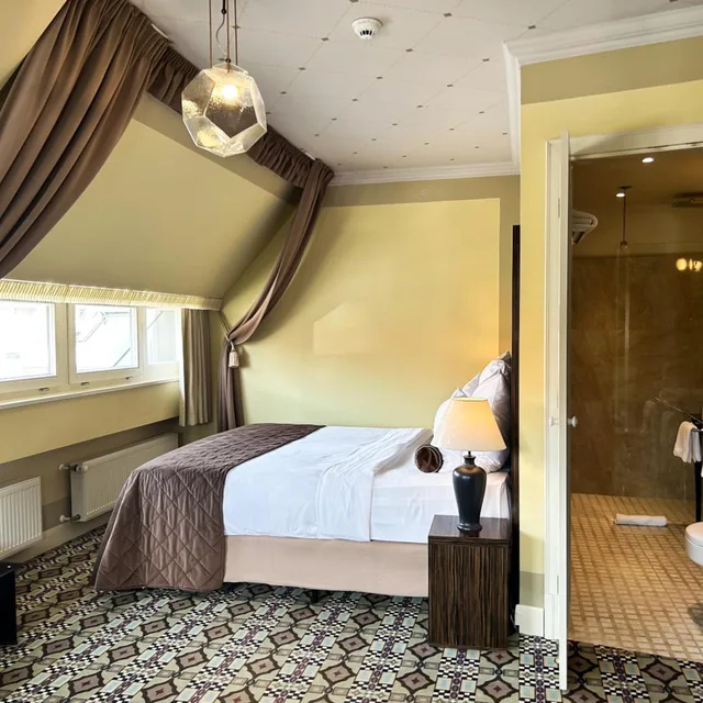 غرفة سوبيريور بسرير كينج، Grandezza Hotel Luxury Palace 2/5