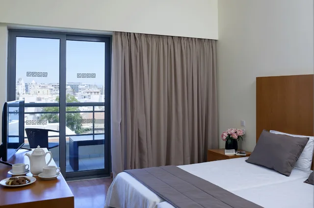 غرفة قياسية بسرير مزدوج، Angela Downtown Hotel 2/3