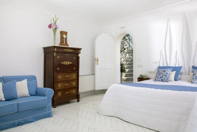 جناح جونيور بسرير كوين بإطلالة على البحر بشرفة، Le Agavi Hotel 4/5