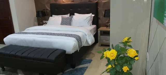 جناح تنفيذي، Lantana Hotel 9/10