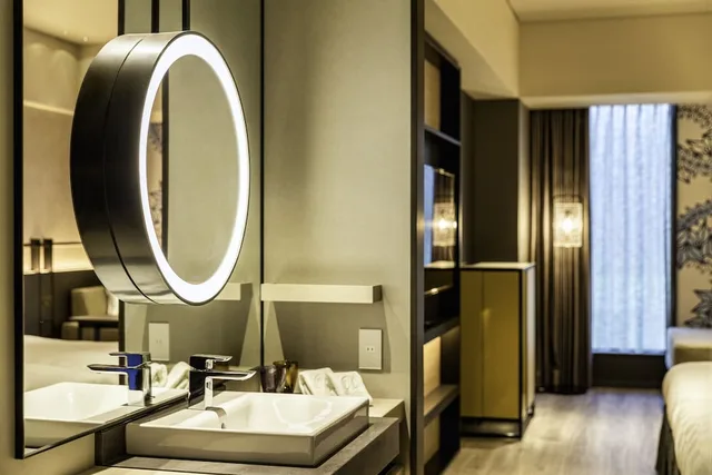 Room, Twin Beds, Double or Single Bed, Corner, Tokyo Bay Shiomi Prince Hotel 5/6