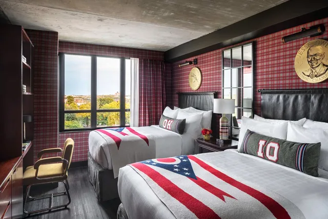 Graduate, 2 Double Beds, Bathtub, Accessible، Graduate by Hilton Columbus 1/5