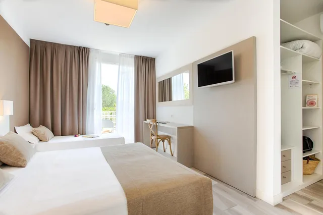 غرفة كومفورت رباعية، Hotel Greif 5/10
