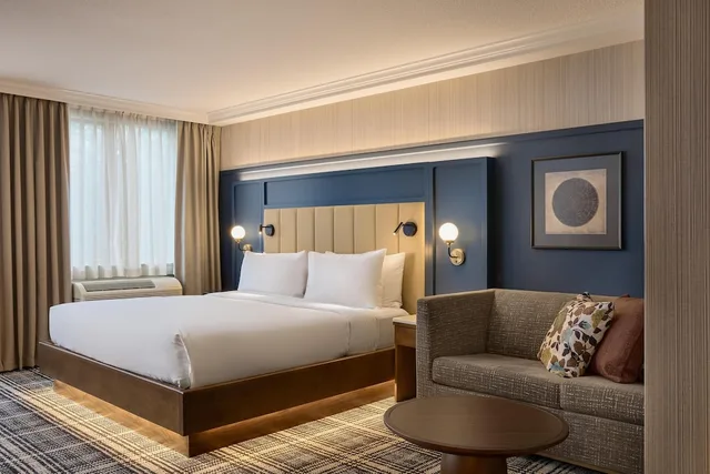 استوديو بسرير كينج بمطبخ صغير، DoubleTree by Hilton North Vancouver 1/3