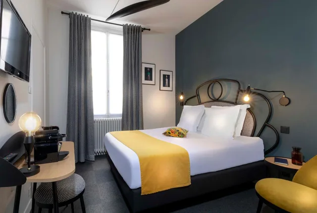 غرفة بسرير كوين، Hotel Saint Regis 1/1