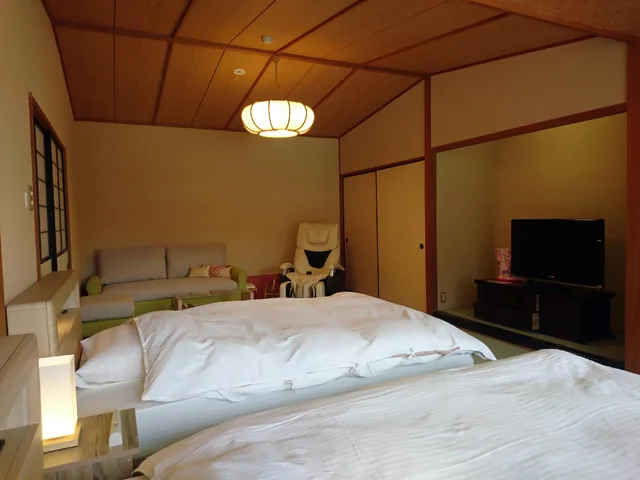 غرفة يابانية حصرية بإطلالة على الجبل والنهر، Hotel Kunitomi Suisenkaku 1/1