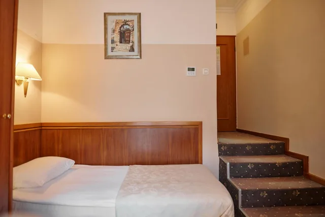 Room, Single, Street View، Hotel Lovran 5/16
