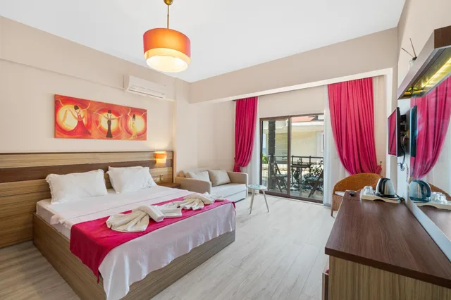 غرفة بسرير مزدوج بإطلالة على البحر، Eden Pyara Hotel Turunc 8/10