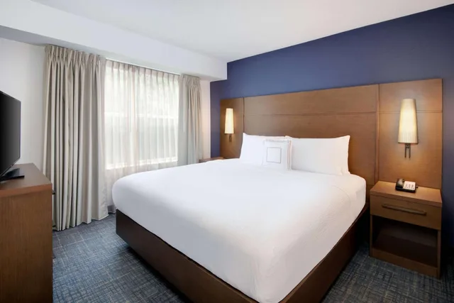 جناح بسرير كينج بغرفتي نوم لذوي الإعاقة، Sonesta ES Suites Atlanta Alpharetta North Point Mall 2/4