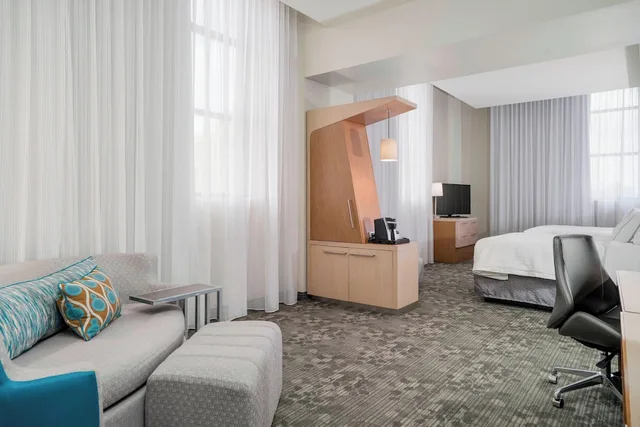 استوديو بسريرين كوين مع أريكة لذوي الإعاقة، Courtyard by Marriott Niagara Falls, USA 3/6