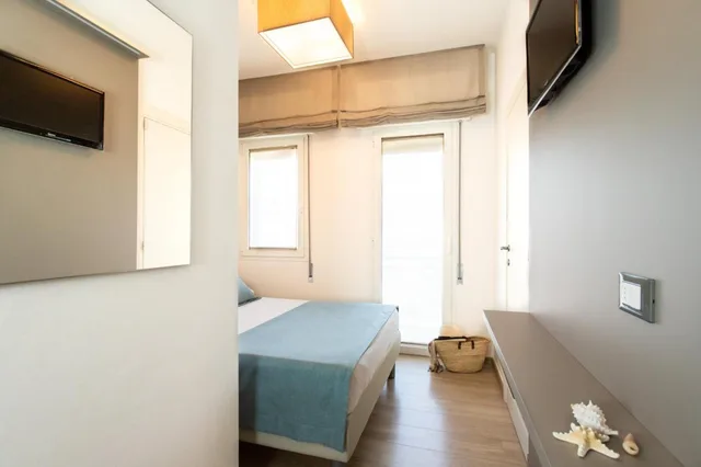 Comfort, Single, Side Sea View, Balcony، Hotel Delle Mimose 1/6