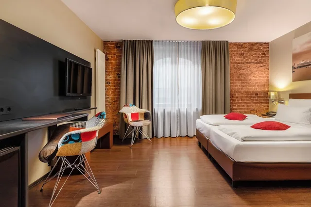 Economy, Basement, Double Bed، Hotel Volksschule 1/10