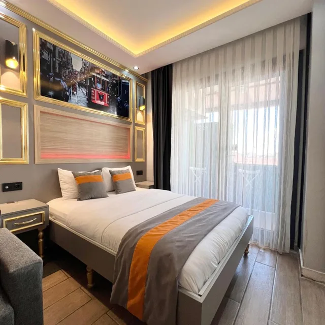 غرفة ديلوكس بسرير مزدوج بشرفة، Taksim Larissa Hotel 2/5