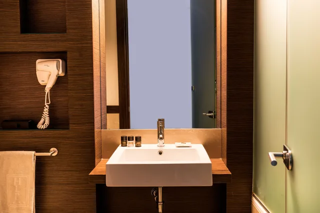 غرفة تنفيذية ثلاثية بثلاثة أسرّة، Litta Palace 5/5