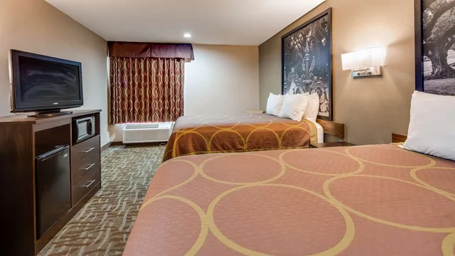 غرفة بسريرين كوين، Surestay Hotel By Best Western Alexandria Airport 3/7
