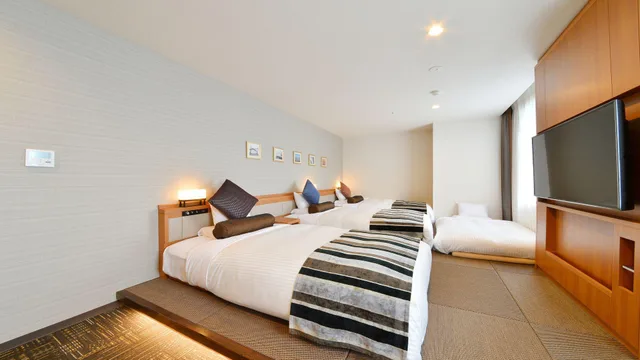 غرفة يابانية عائلية ثلاثية بثلاثة أسرّة، Hakodate Kokusai Hotel 2/2