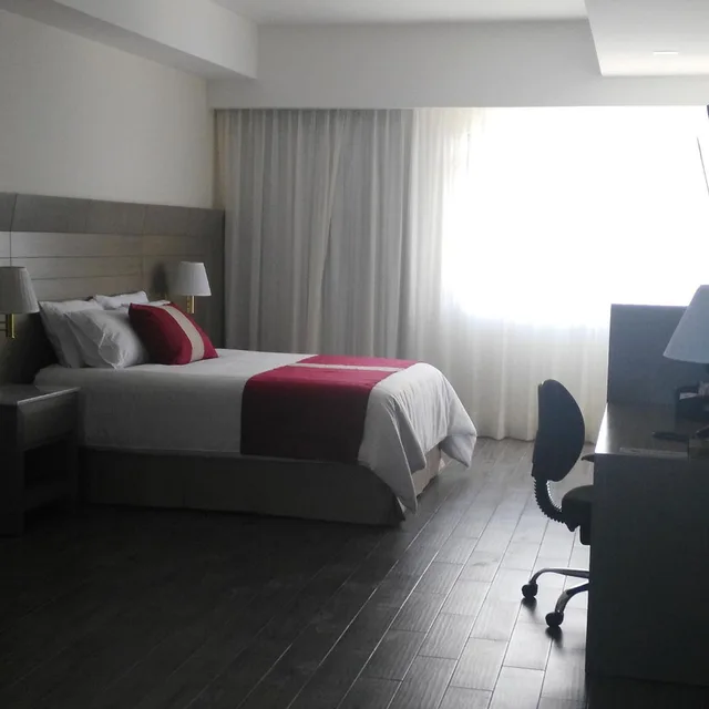 جناح رئاسي، Hotel Mansur 3/4