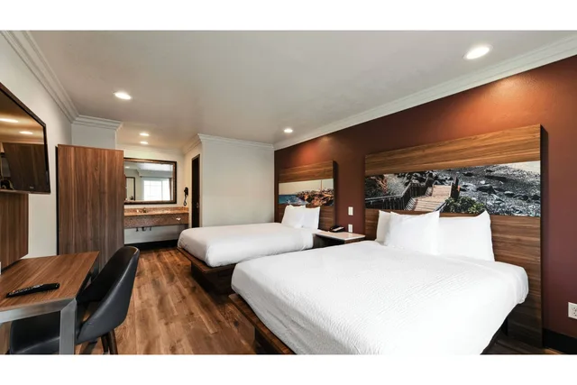 غرفة بسريرين كوين لغير المدخنين بمطبخ، Studio6 Carlsbad, CA 4/5