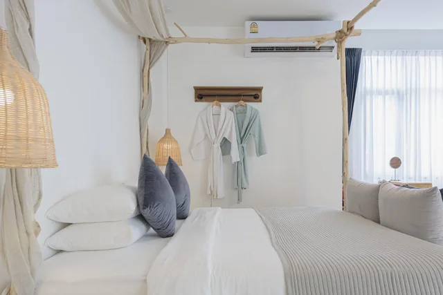 غرفة عائلية بحوض استحمام، Yolo Bangkok Boutique Hotel 3/9