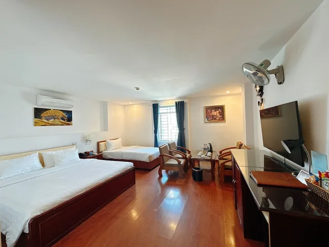 غرفة ديلوكس عائلية بسرير كوين وسرير فردي، A25 Hotel - No. 137 Nguyen Du 7/10