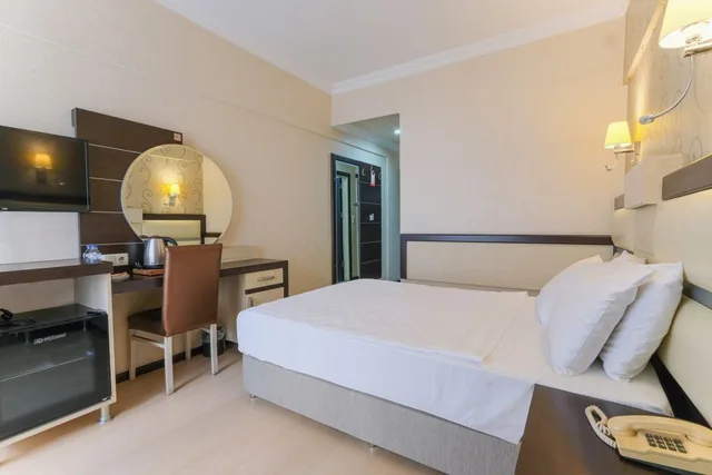 Standard, Single, Side Sea View، Wien Star Hotel 1/1