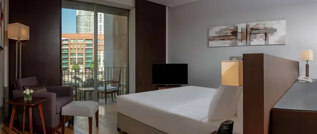 Room, King Bed, Hilton Beirut Downtown 12/13
