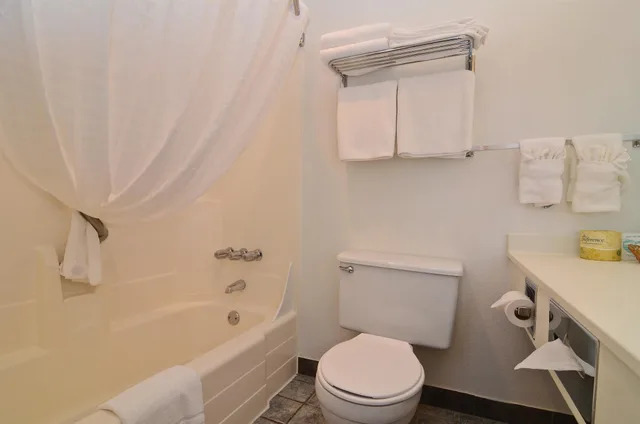غرفة قياسية بسريرين مزدوجين، Best Western Valdez Harbor Inn 3/3