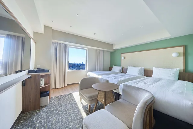 Room, Twin Beds, with Extra Bed, Smoking, Keisei Richmond Hotel Tokyo Kinshicho 3/10