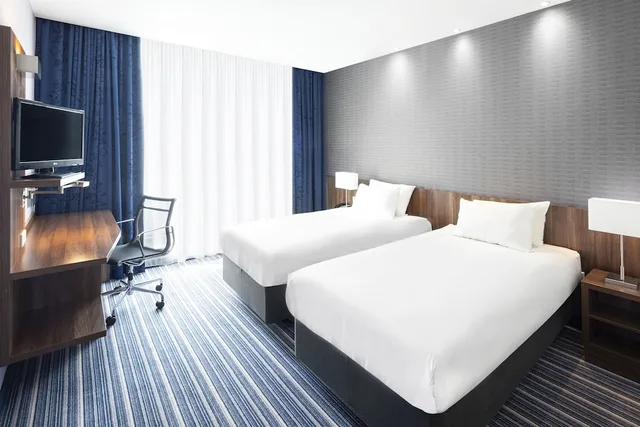 غرفة قياسية بسريرين منفصلين، HOLIDAY INN EXPRESS THE HAGUE - PARLIAMENT 1/4