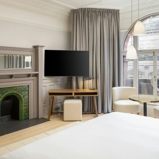 Heritage, King Bed، AC Hotel by Marriott Glasgow 5/10