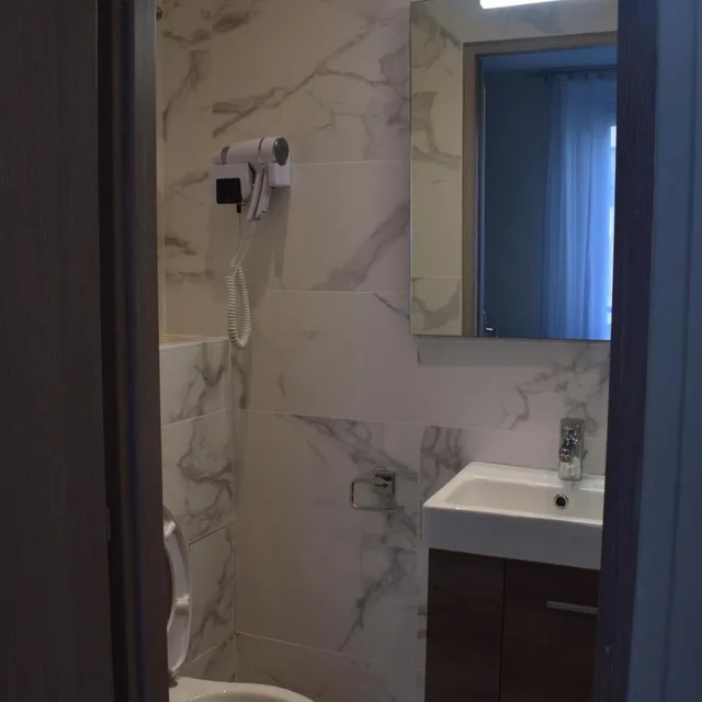 غرفة ديلوكس بسرير مزدوج، Hotel Puy De Dome 3/3
