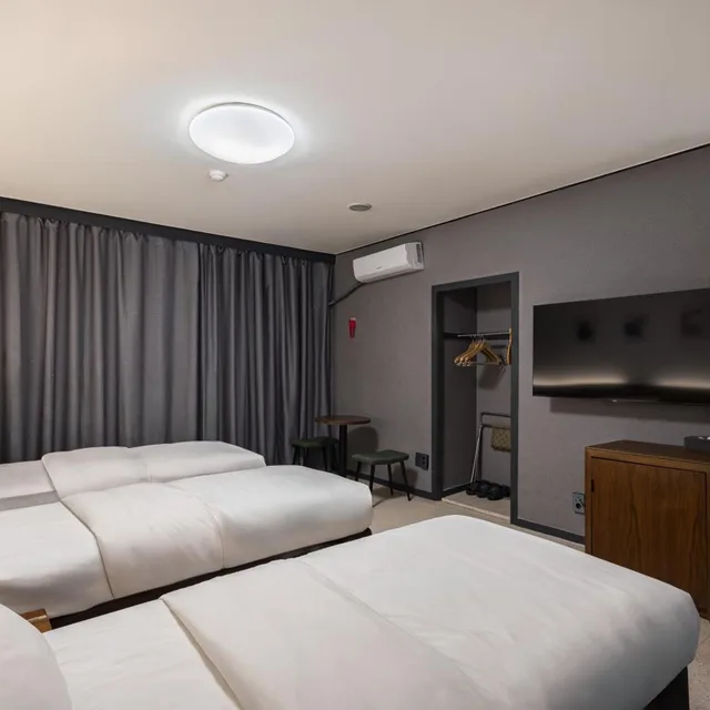 غرفة قياسية ثلاثية، Insadong Crown Hotel 7/10