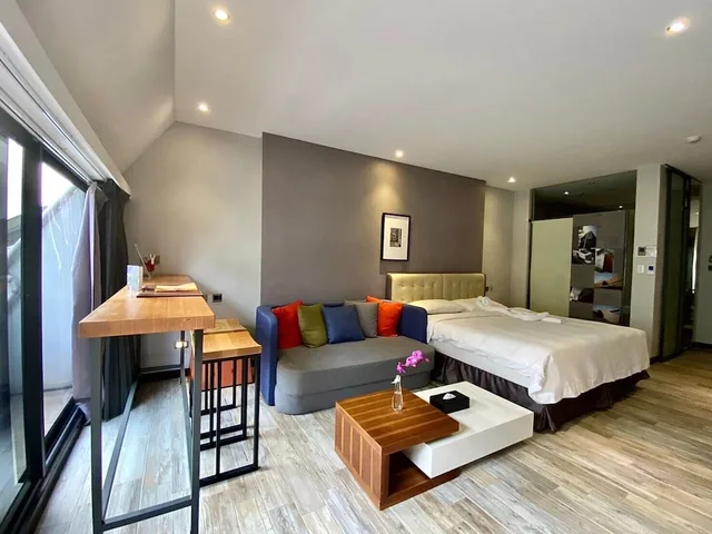 Vip, Queen Bed، 3 Door Hotel 2/8