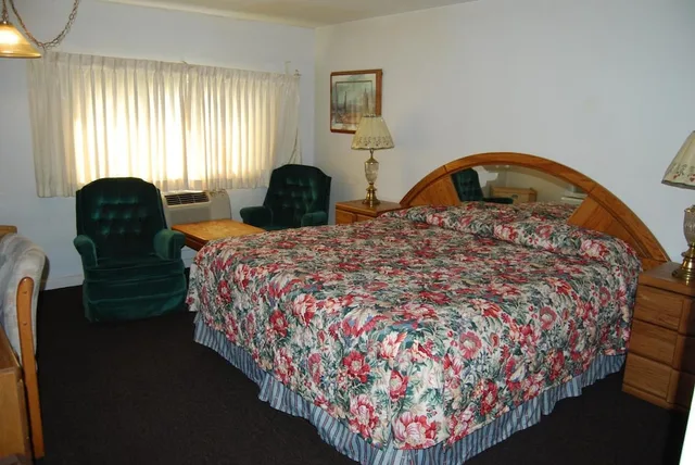 غرفة قياسية بسرير كينج، Budget Host 254 Inn Loveland 2/2