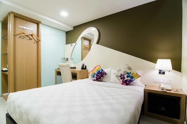 غرفة قياسية بسرير كوين، Mornington Hotel Sitiawan 1/3