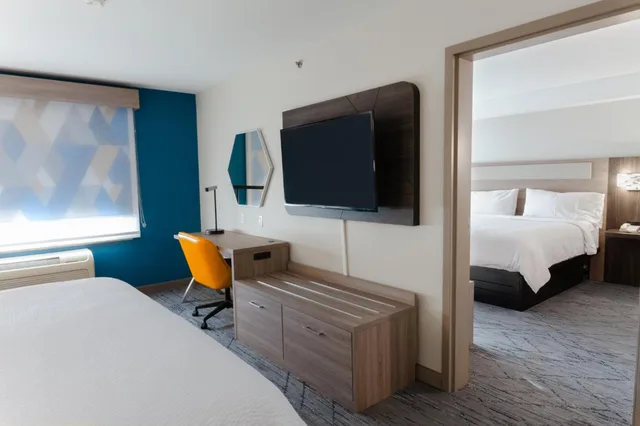 2 Bedrooms, Suite, King Bed, Sofa, Holiday Inn Express Hotel Suites Logan 1/3