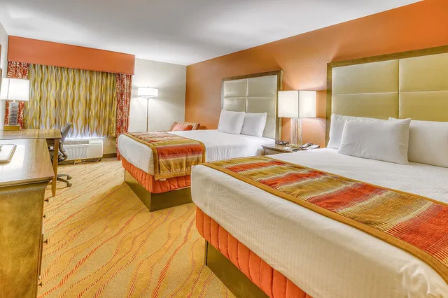 Room, 2 Queen Beds, Accessible, La Quinta Inn Suites Pigeon Forge 1/10