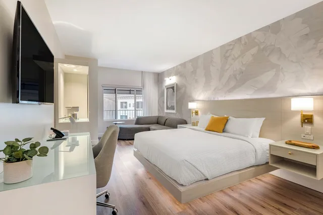 غرفة بسرير كينج، Cambria Hotel Templeton - Paso Robles 1/6