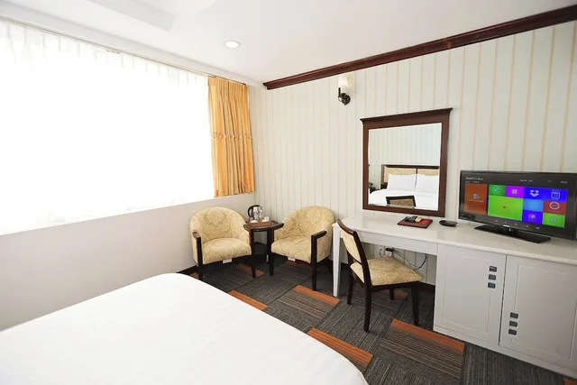 غرفة قياسية بسرير مزدوج، Dong Kinh Hotel 5/7