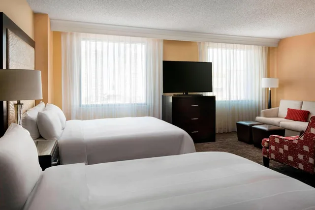 Guest Room, 2 Queen Beds, Sphere View، Las Vegas Marriott 3/6