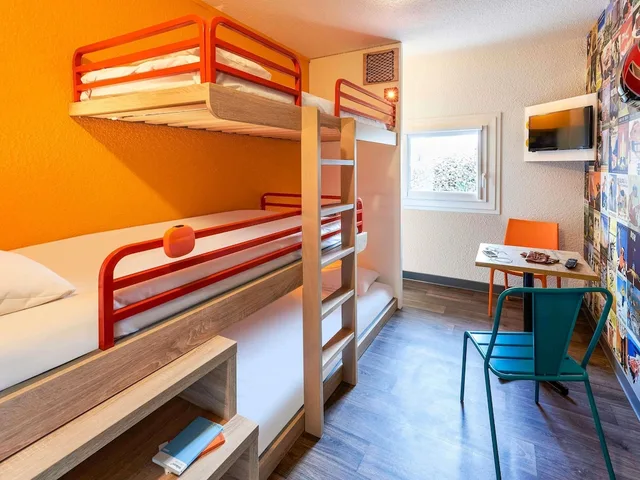 غرفة أساسية بثلاثة أسرّة، Hotelf1 Clermont Ferrand Est 1/2