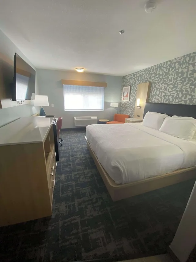 غرفة قياسية بسرير كينج، Best Western Montrose Inn 1/7