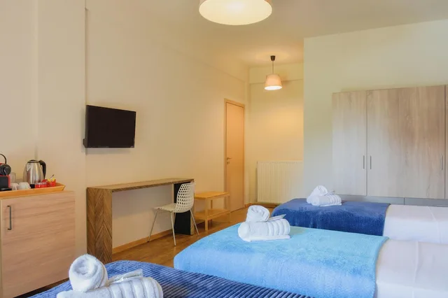 غرفة سوبيريور ثلاثية بثلاثة أسرّة بإطلالة على المسبح، Guesthouse Monastiri 4/5